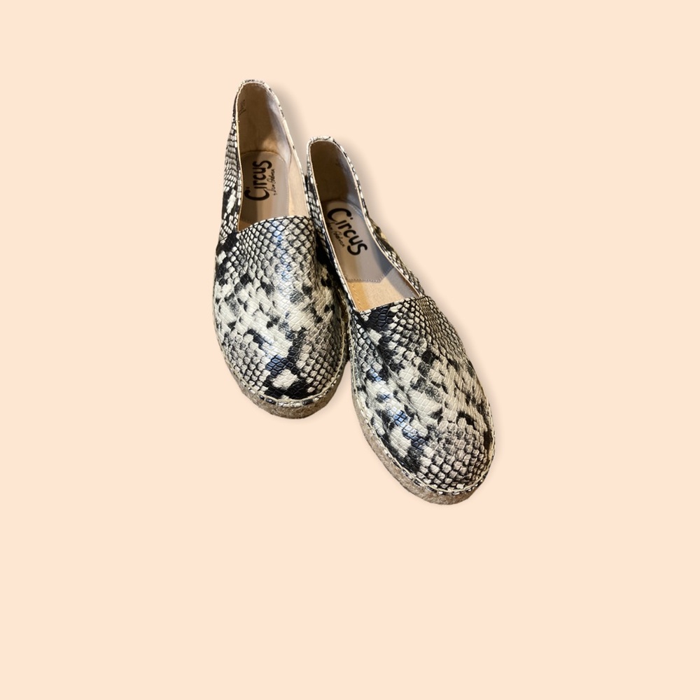 NWT Circus Sam Edelman Snakeskin Espadrilles 🖤🤍